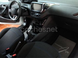 Peugeot 208 2019