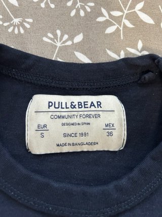 Camiseta Pull&Bear azul con bolsillo