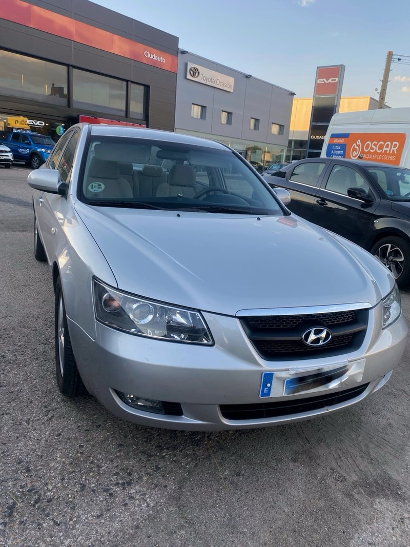Hyundai Sonata 2006 - foto 1