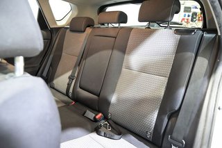 Toyota Auris   1.8 140H Hybrid Feel