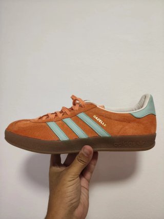 T44 Adidas Gazelle Indoor Naranjas
