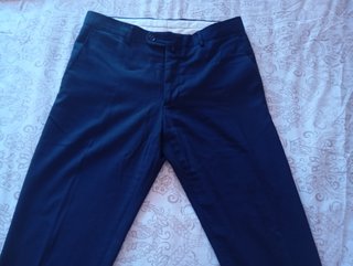 TRAJE AZUL OSCURO + CORBATA ZARA T.38/48