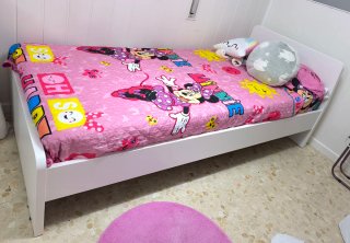 Cama Askvoll Ikea con Colchón