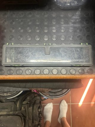 Caja carpfishing + material