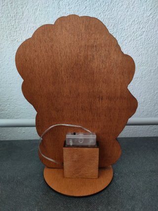 Lampada Re Leone in legno