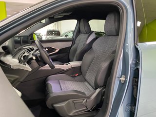 Peugeot 3008 Allure Hybrid 1.2 145CV eDCS6 MHEV!!!