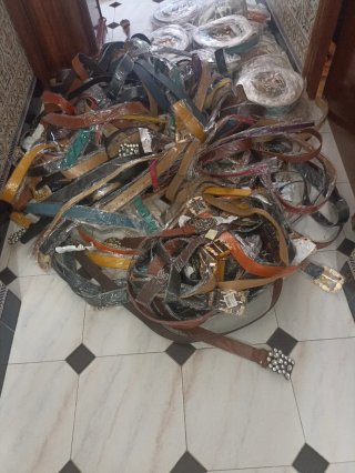 Hola buenas, vendo cinturones sin estreno