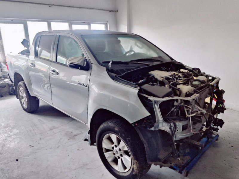 Toyota Hilux 2020 - foto 1