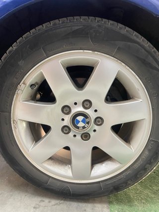 4 Llantas y Neumáticos 5x120 205/55/16
