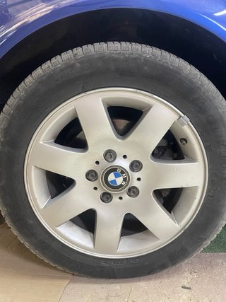 4 Llantas y Neumáticos 5x120 205/55/16