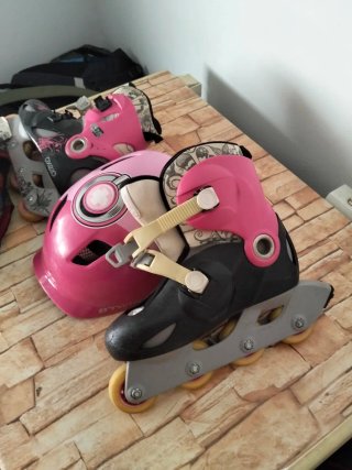 Patines niña T34-36 rosa/negro + casco y proteccio