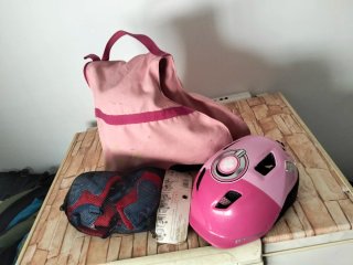 Patines niña T34-36 rosa/negro + casco y proteccio