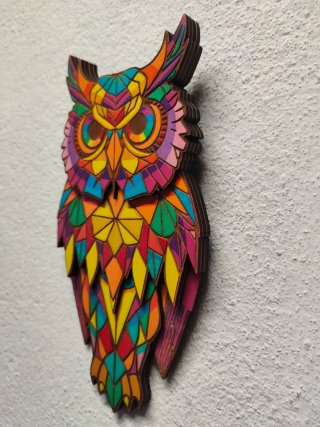 Gufo geometrico in legno colorato