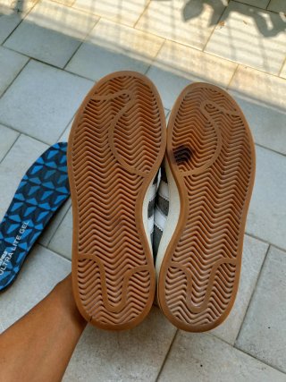 Adidas Campus grigie e bianche
