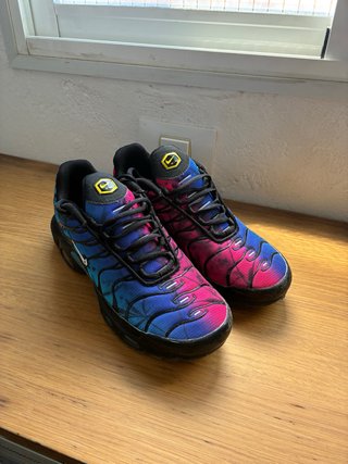 Nike Air TN Azul y Rosa