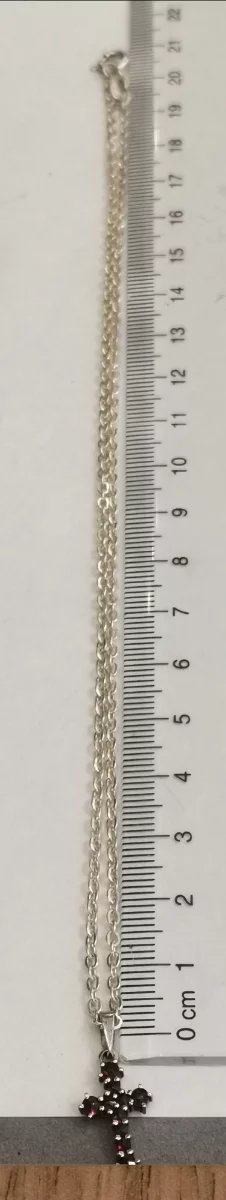 Cadena y colgante cruz granates plata
