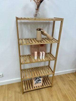 2 estanterias de madera