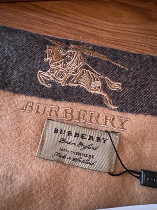 Bufanda Burberry Beige