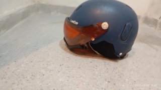 Casco de nieve para niño con visor