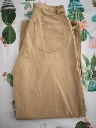 Pantalón Shein caqui Talla M PETITE