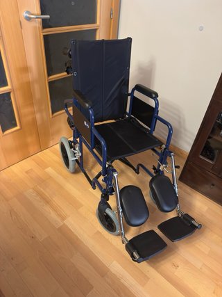 Silla de ruedas reclinable Comfy-S GO. Silla NUEVA