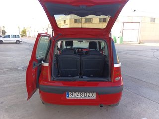 Peugeot 1007 rojo