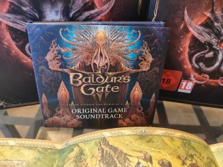 Baldurs Gate 3 PS5 Ed. D(*sin juego,*caja dañada)
