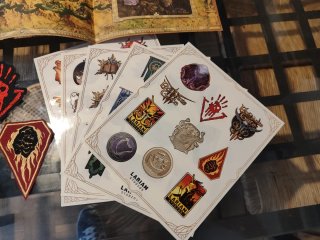 Baldurs Gate 3 PS5 Ed. D(*sin juego,*caja dañada)
