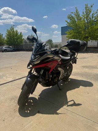 Honda NC 750 X DCT Roja/Plata