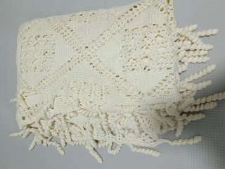 Colcha crochet cama 90 beige/blanco