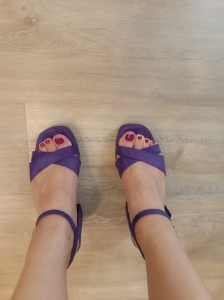 Sandalias Mustang Moradas