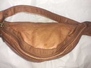 Riñonera beige