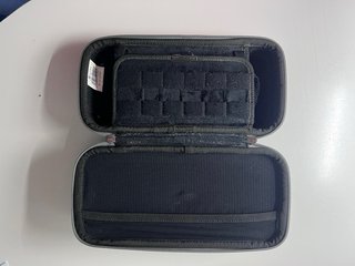 Funda Tomtoc para Nintendo Switch impermeable