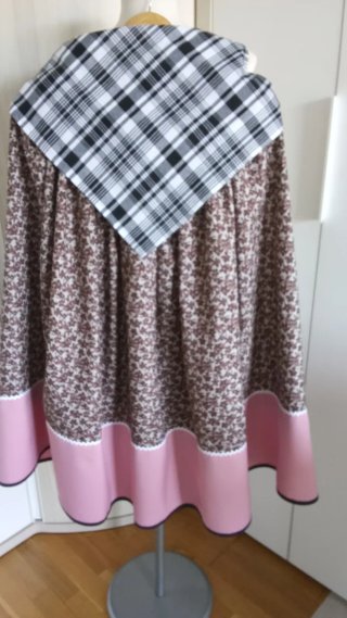 FALDA Y PAÑUELO "65 Euros"