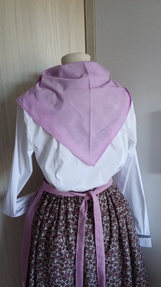 FALDA Y PAÑUELO "65 Euros"
