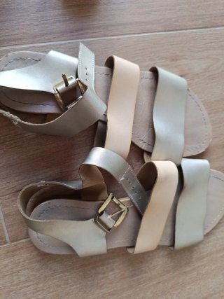 Sandalias Marypaz Talla 39 Beige y Dorado