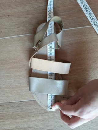 Sandalias Marypaz Talla 39 Beige y Dorado