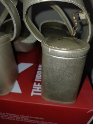 Sandalias XTI doradas tacón plataforma