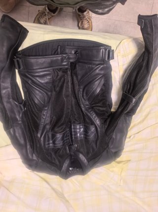 Chaqueta de cuero moto RST Negra