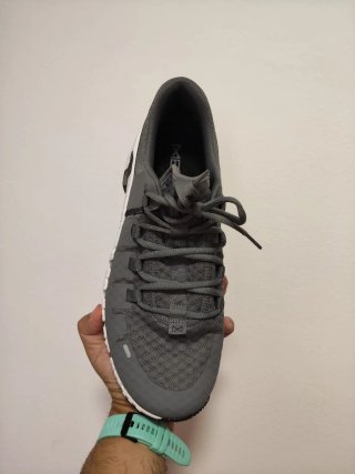 T47 Nike Free Metcon 5 grises