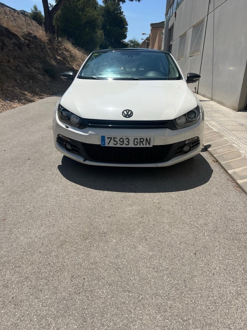 Volkswagen Scirocco 2008 - foto 1