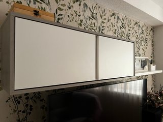 Mueble TV modular gris y blanco