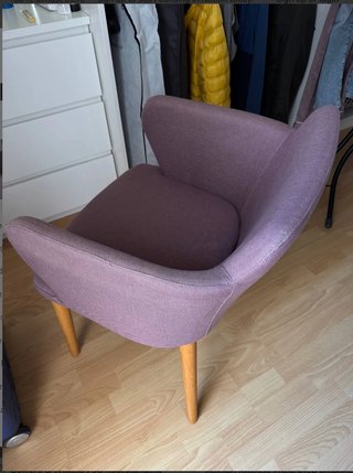 Sillón tapizado tela morado