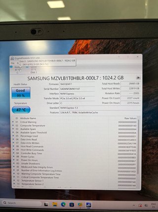 SSD NVMe Samsung 1TB MZVLB1T0HBLR