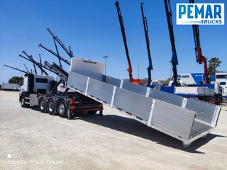 VOLVO FM 420 8X4 MULTILIFT HIAB 32T