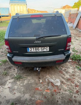 Jeep Grand Cherokee con motor roto