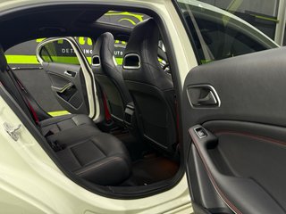 Mercedes-Benz Clase A45