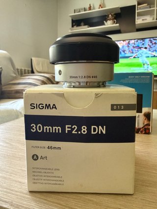 Sony ZV-E10 + Objetivo Sigma 30mm F2.8 DN