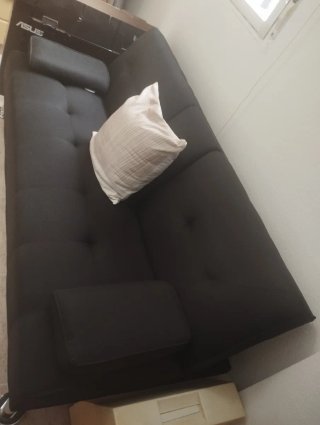 Sofá negro clic clac