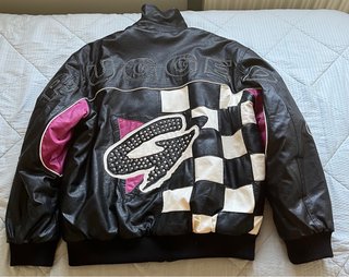 Chaqueta Grimey Negra y Rosa